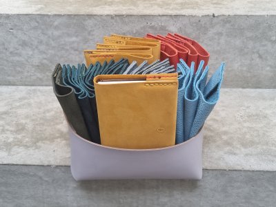 galerie/010 Buchhüllen/resized/album_image_small.jpg